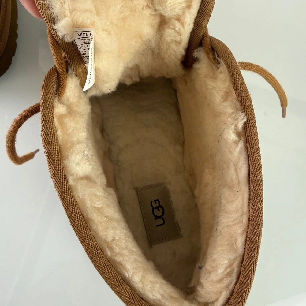 UGG Neumel Chukka Boots Mens Size 12 Chestnut Suede‎ Lace Up 3236